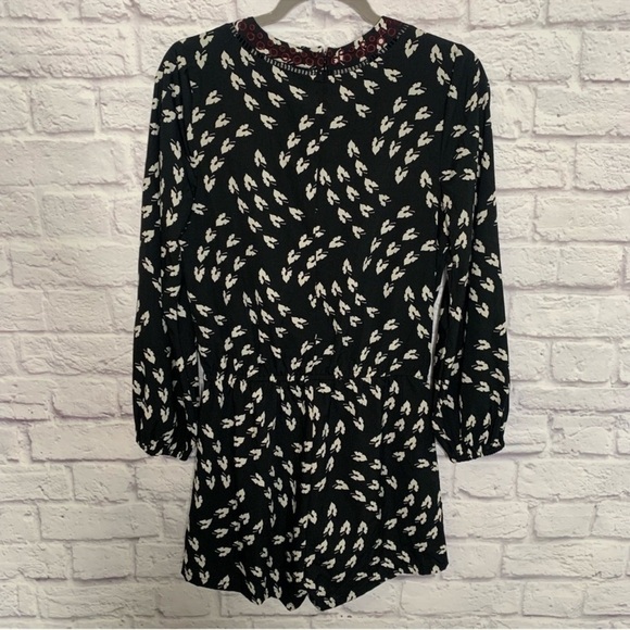 Ranna Gill Madine Printed Long Sleeve Romper - Picture 5 of 11